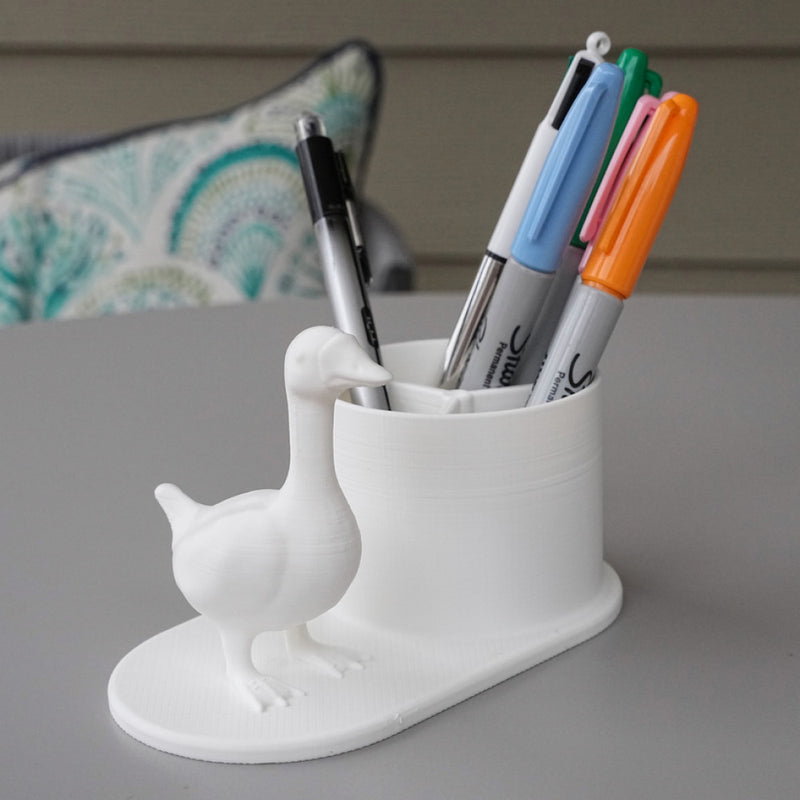 Goose pen holder