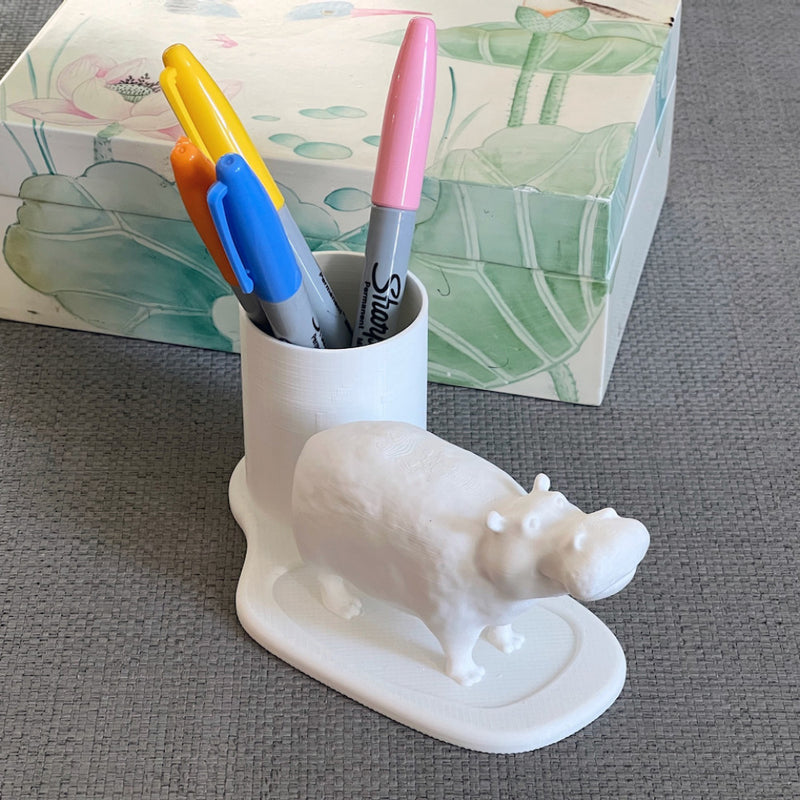 Hippo pen holder