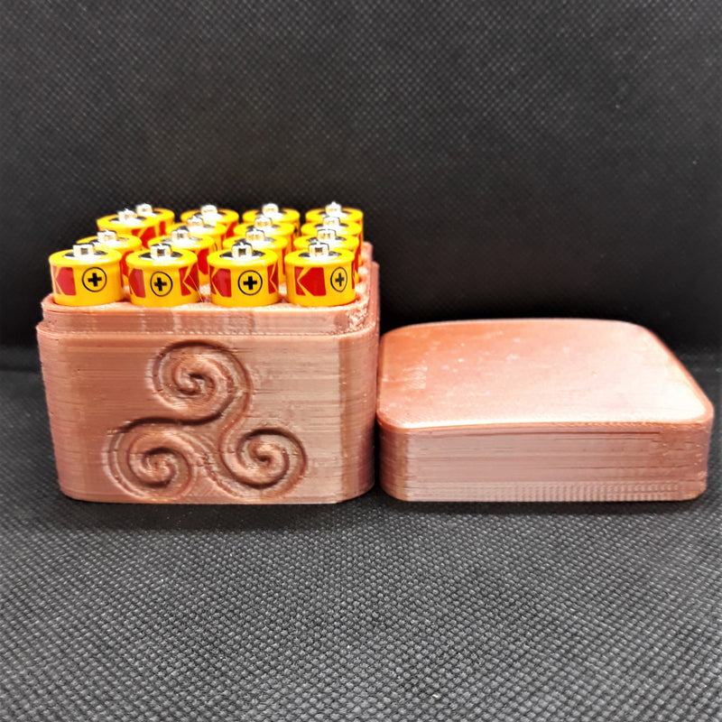 Celtic Spiral battery box 16x AA