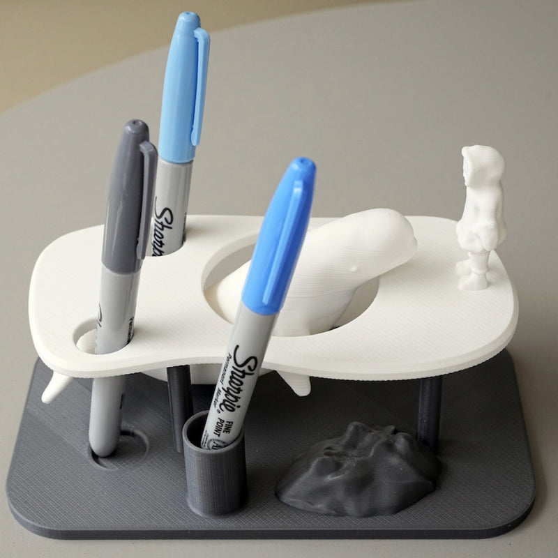 Beluga and Eskimo pen holder